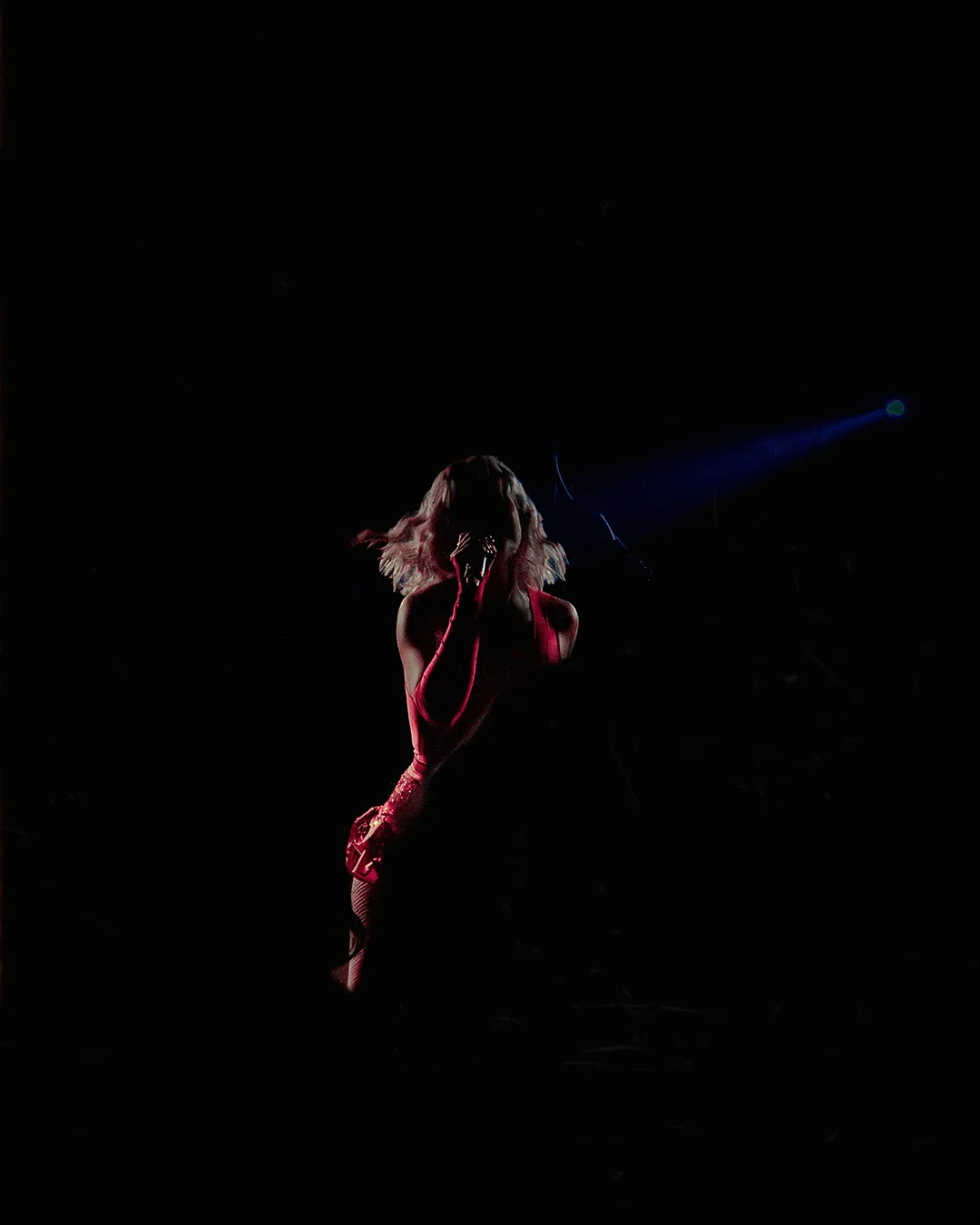 Holysseus Fly live photography
